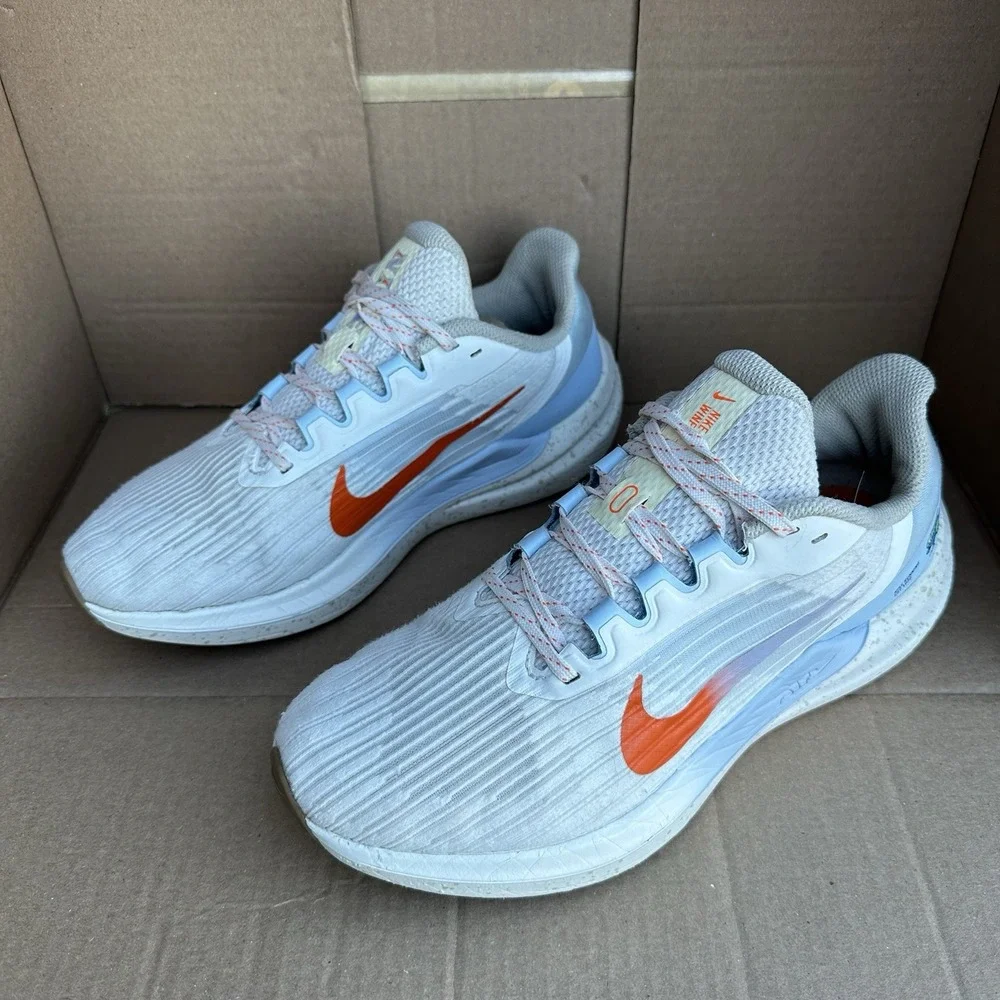Nike Air Winflo 9 Sail Celestine Blue Womens Size 9 Athletic Sneaker Gym Fitness